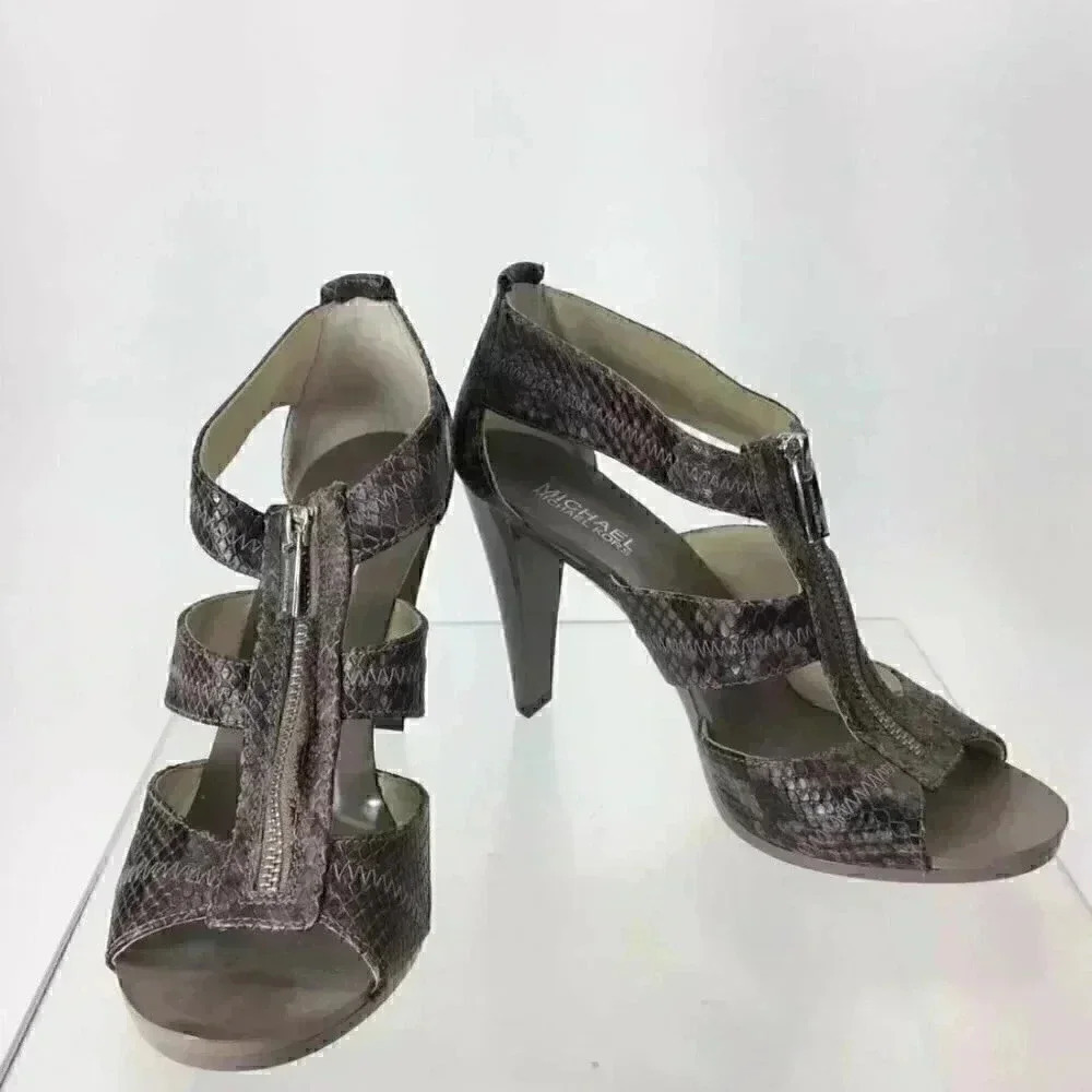 EUC Michael-Michael Kors Snakeskin T Strap Sandals sz 9